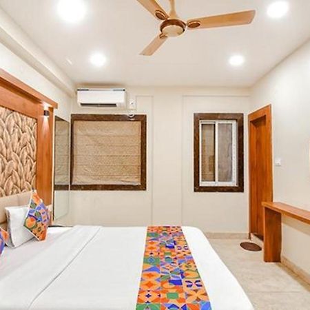 Fabhotel Dworld Residency Kolkata Exterior photo