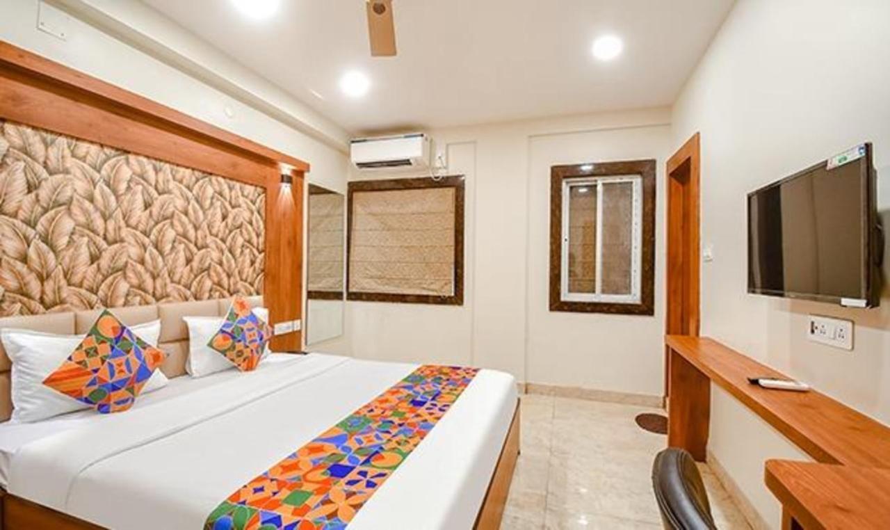 Fabhotel Dworld Residency Kolkata Exterior photo
