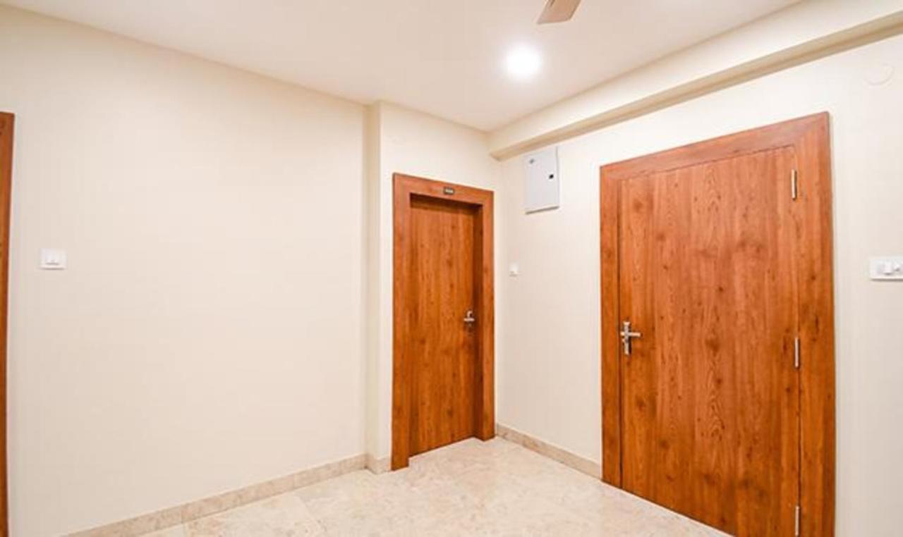 Fabhotel Dworld Residency Kolkata Exterior photo