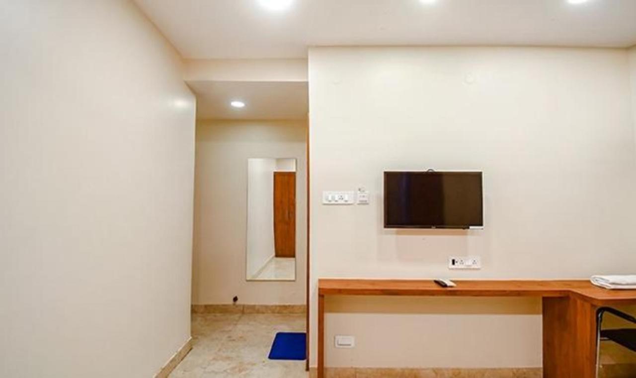 Fabhotel Dworld Residency Kolkata Exterior photo