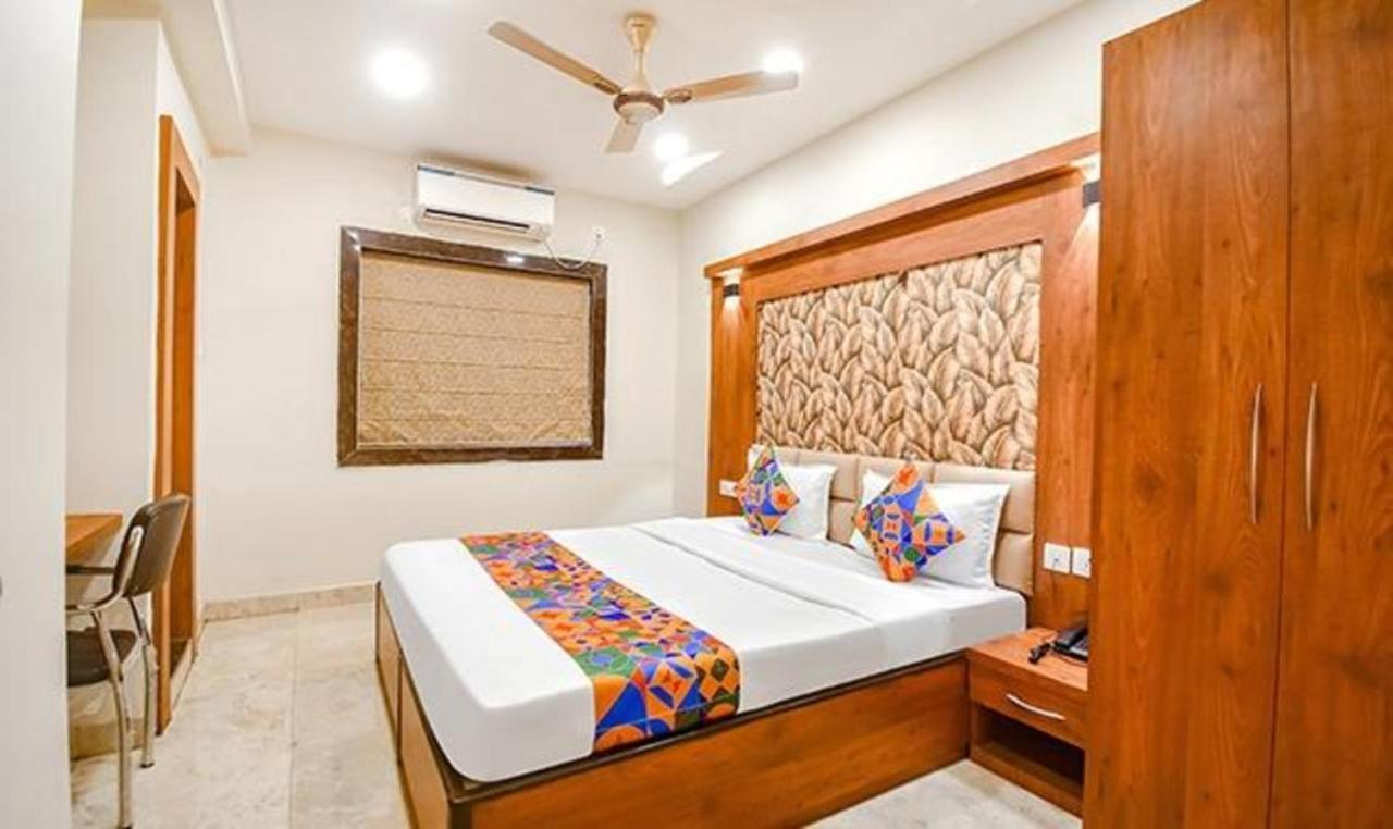 Fabhotel Dworld Residency Kolkata Exterior photo